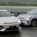 جیلی گلکسی A7 سدان با نسخه‌های برقی و هیبریدیِ شارژی معرفی شد؛ قیمت از ۱۴,۳۳۰ دلار