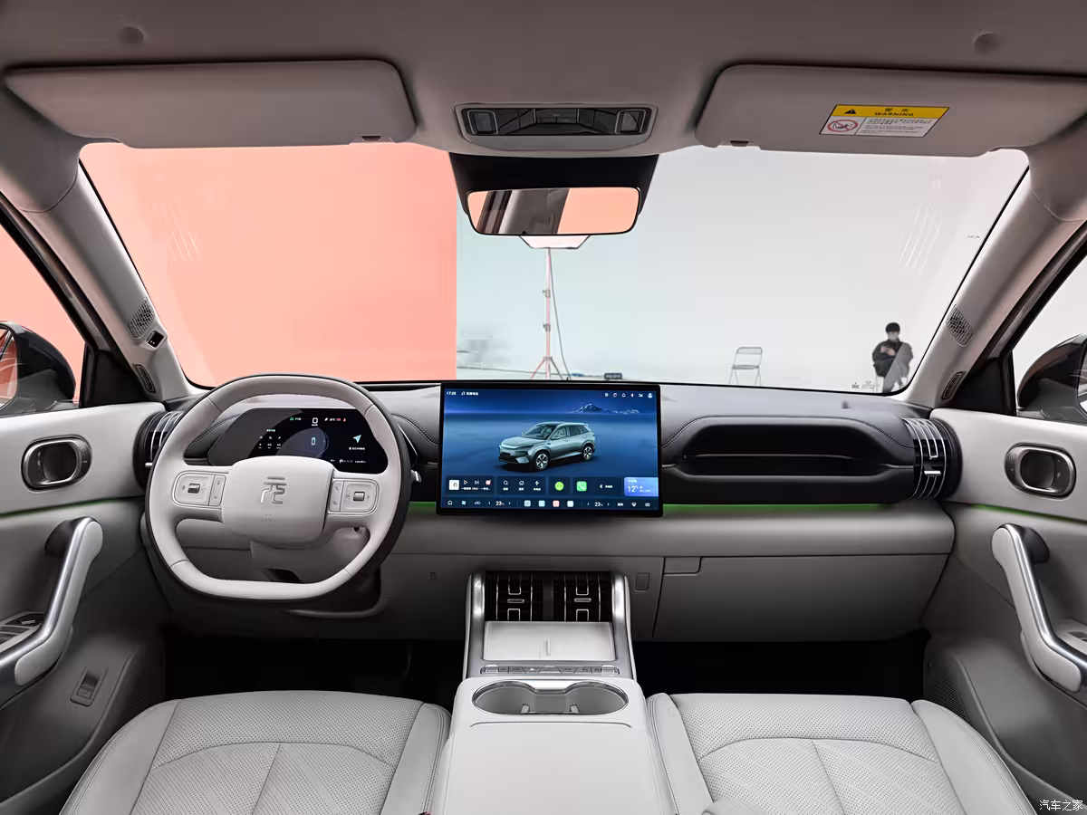 رقیب جدید کراساوورهای برقی: BYD Yuan Plus با سیستم YunNian‑C و برد 630 کیلومتر رقیب جدید کراساوورهای برقی: BYD Yuan Plus با سیستم YunNian‑C و برد 630 کیلومتر