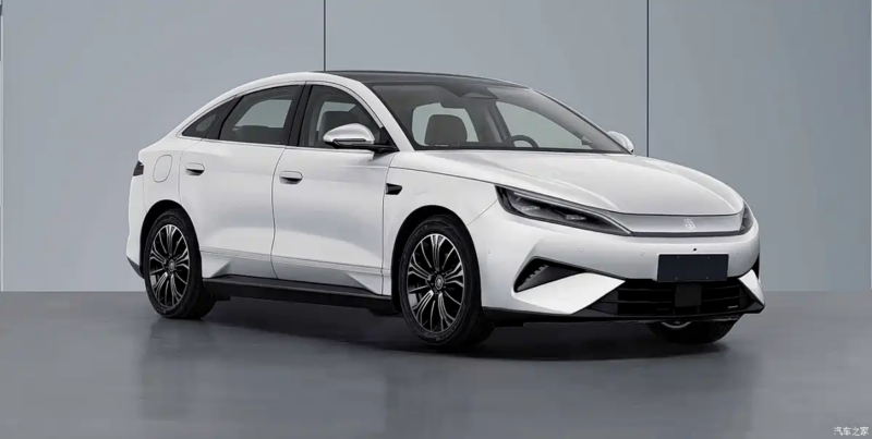BYD Qin Max؛ سدان میان‌سایز با کابین جدید و شارژ فِلَش فوق‌سریع آماده ورود به بازار چین