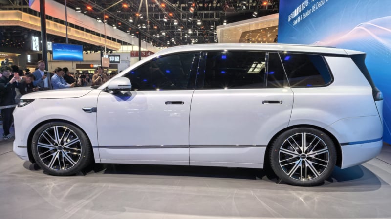 پیش‌فروش BYD Sealion 08 در چین آغاز شد؛ شارژ فِلش ۹ دقیقه‌ای و برد تا 900 کیلومتر