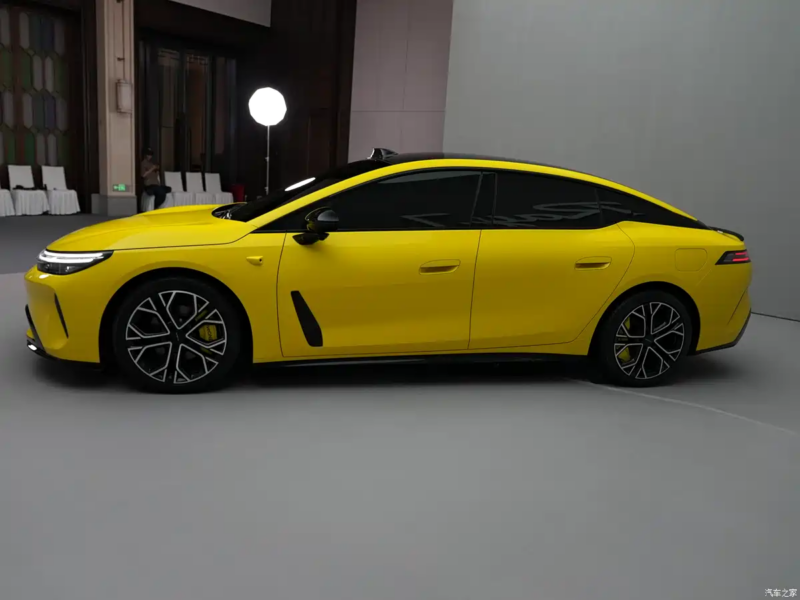 GAC Aion Ray 7 رونمایی شد؛ سدانی الکتریکی با موتور هواوی!