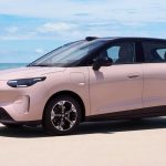 واردات بیش از 3,200 رباتاکسی Zeekr به آمریکا توسط Waymo با تعرفه 102.5%؛ چطور صرفهجویی هزینهای رخ داده؟ Leapmotor A05 هاچبک وارد بازار چین شد؛ مشخصات، قیمتها و رقابت با Geely EX2