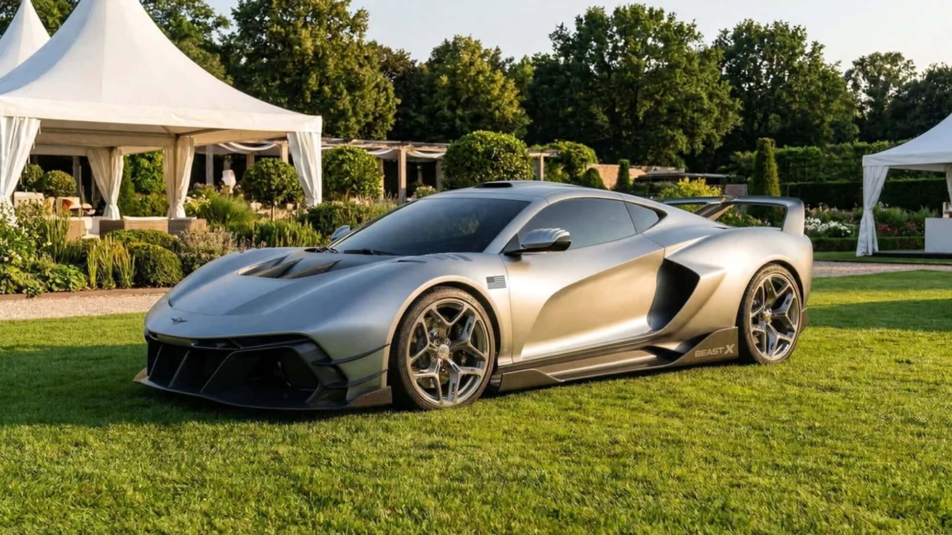 ابرخودروی جدید رزوانی Beast X با قدرت 1,560 اسب‌ بخار و تیراژ تولید فوق‌العاده محدود