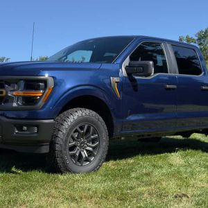 کاهش قابل‌توجه قیمت فورد F-150 Raptor و Tremor برای مدل 2027