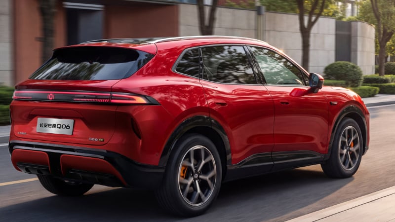 چانگان Nevo Q06 وارد بازار چین شد؛ کراساوور BEV و EREV با طراحی کلاوس زیکیورا از 139,000 یوان چانگان Nevo Q06 وارد بازار چین شد؛ کراساوور BEV و EREV با طراحی کلاوس زیکیورا از 139,000 یوان