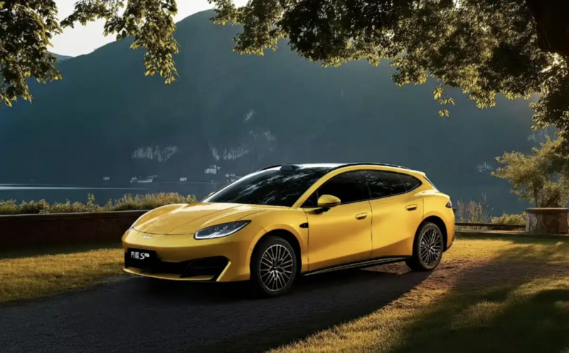 BYD لئوپارد Formula S و S GT معرفی شدند: شارژ ۵ تا ۹ دقیقهای، برد ۹۰۰ کیلومتر و رقابت مستقیم با شیائومی SU7 و تسلا مدل 3 BYD لئوپارد Formula S و S GT معرفی شدند: شارژ ۵ تا ۹ دقیقهای، برد ۹۰۰ کیلومتر و رقابت مستقیم با شیائومی SU7 و تسلا مدل 3