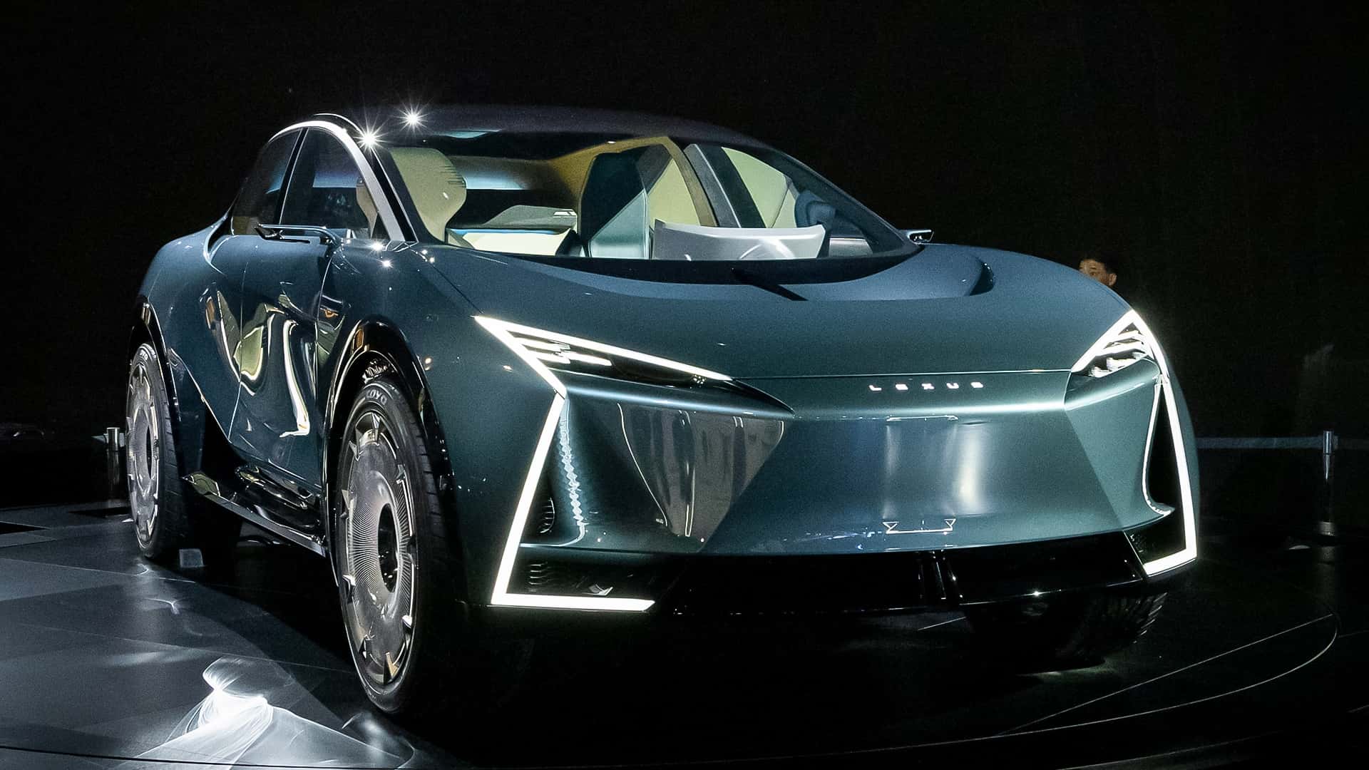 لکسوس LS مدل 2027 در ژاپن به‌روز شد!