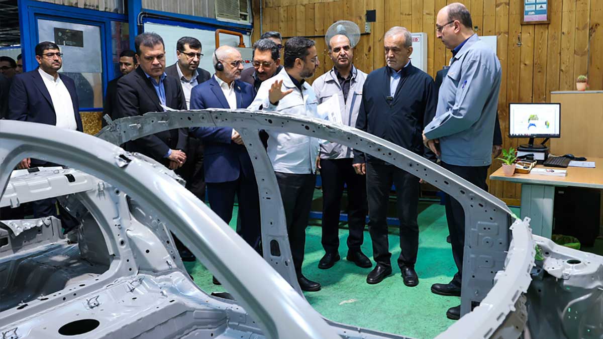 بازدید دکتر پزشکیان سایپا